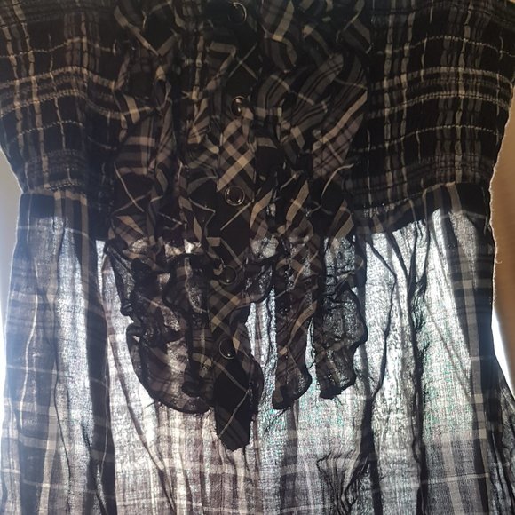 Guess, Summer Top, Small. - Picture 5 of 9